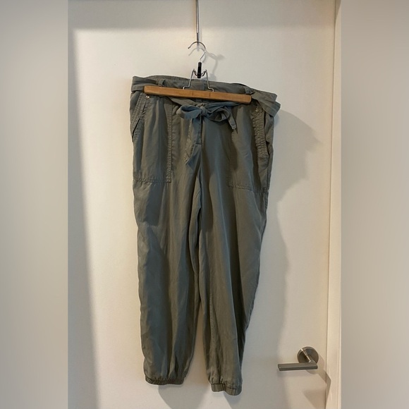 Ever New Pants - Ever New Lyocell Linen blend jogger style pant - army green, size 8